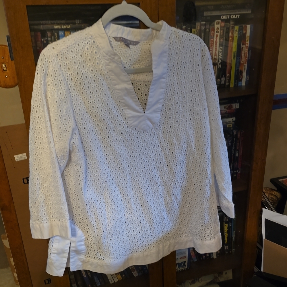 Valerie Stevens White Boxy Blouse with Mandarin Collar